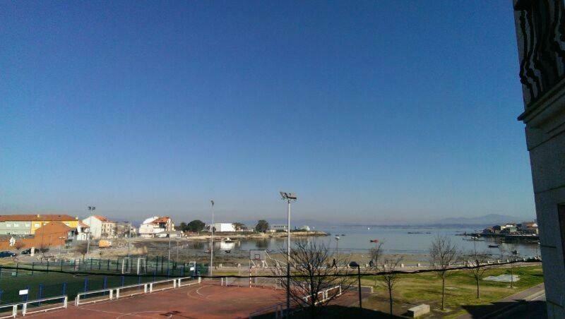 Apartamento En Terra Do Porto Con Vistas O Grove Buitenkant foto